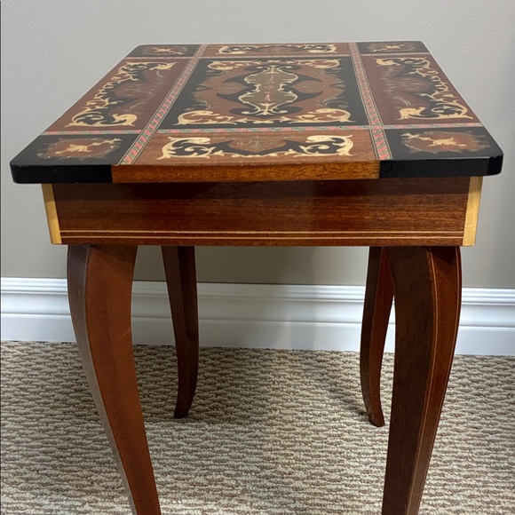 Vintage Italian Music Jewelry Table w Inlaid Marquetry; Swiss Music-'Love Story' - Picture 10 of 16